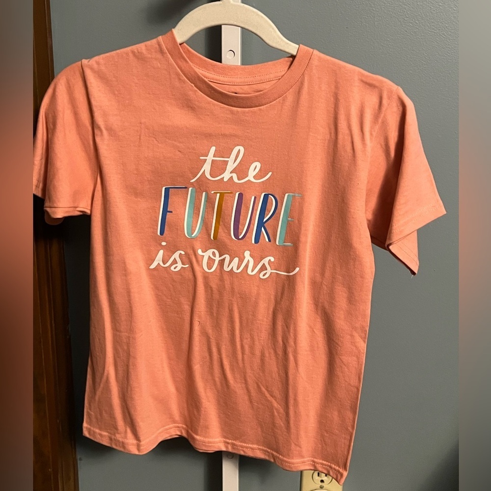Girls Coral Graphic Tee - The Future is Ours Large
